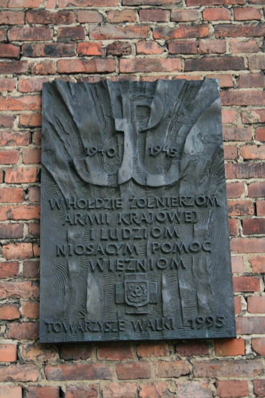 a 081